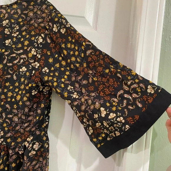 Maurice's NWT Black Brown Paisley Floral Print Kimono Size Small with Fringe - Picture 4 of 11